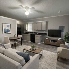 4801 14th St in Bacliff, TX - Foto de edificio - Building Photo