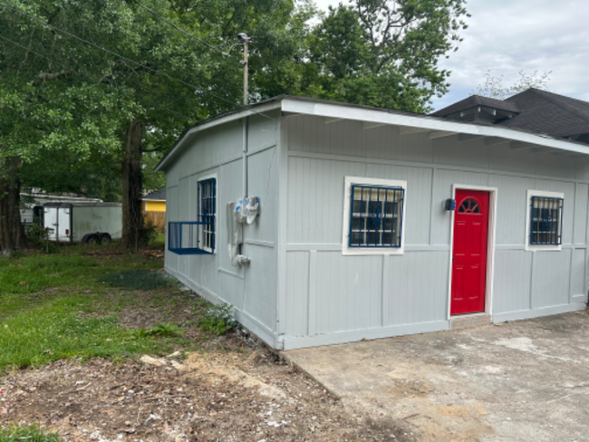 2603 Jackson Ave in Baton Rouge, LA - Building Photo - Building Photo