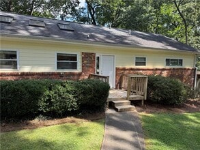 3544 Raymond Dr in Doraville, GA - Building Photo - Building Photo
