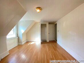 21 Royall St in Medford, MA - Building Photo - Building Photo