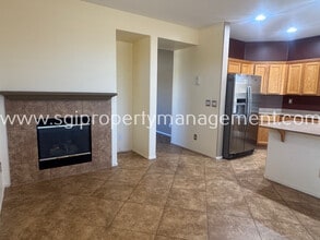 39826 N Mill Creek Ct in Anthem, AZ - Building Photo - Building Photo