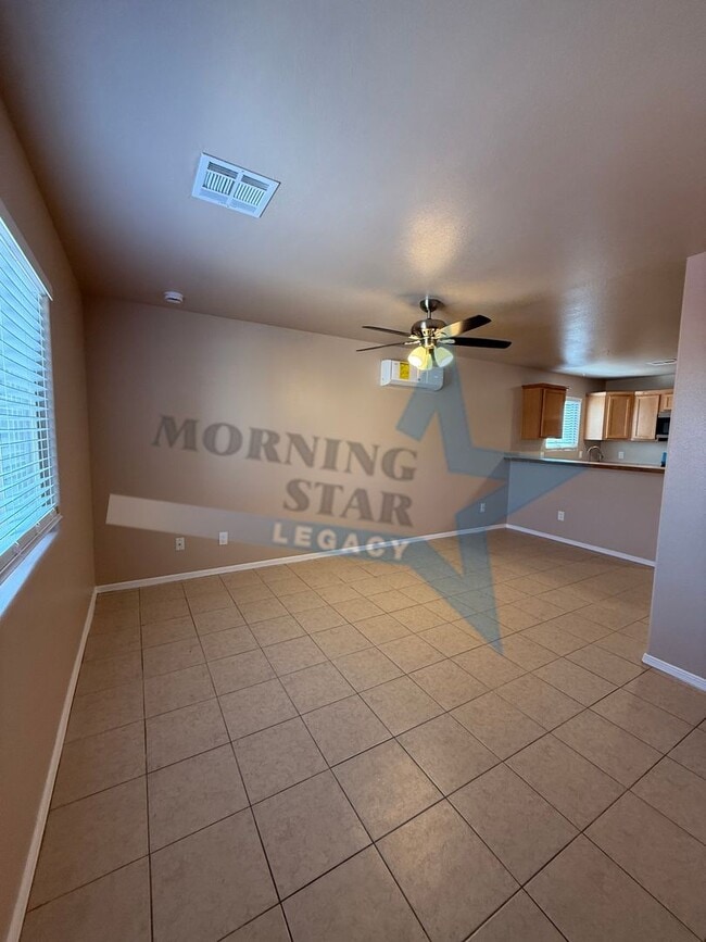 3385 Valverde Loop in Las Cruces, NM - Building Photo - Building Photo