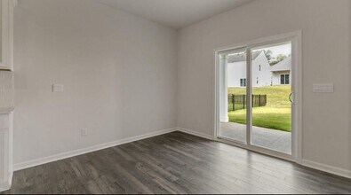 203 Pisgah St in Sanford, NC - Foto de edificio - Building Photo