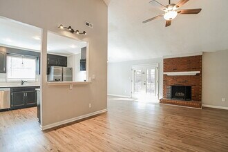 7317 Rockwood Forest Ln in Charlotte, NC - Building Photo - Building Photo