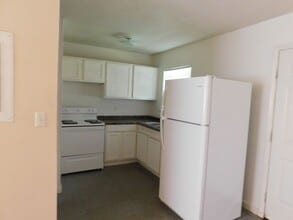 715 Richardson St in Kinston, AL - Building Photo - Building Photo