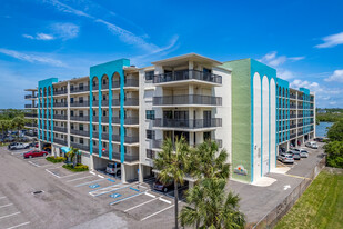 Golden Shores Apartments