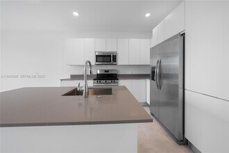 19114 345th Ter in Florida City, FL - Building Photo - Building Photo