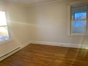 67 Stanley St, Unit 3 in Boston, MA - Building Photo - Building Photo