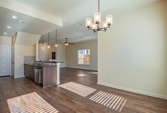 720 Blackland dr in Venus, TX - Building Photo - Building Photo