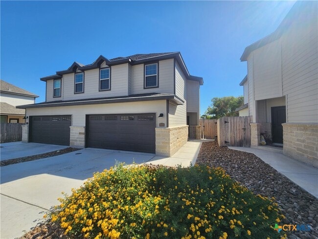 property at 2021 Rueben Rd