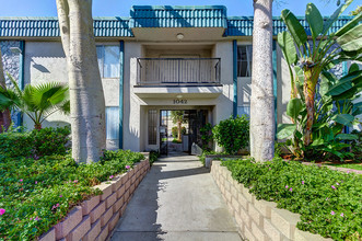 Pacific Crest Apartments in San Diego, CA - Foto de edificio - Other