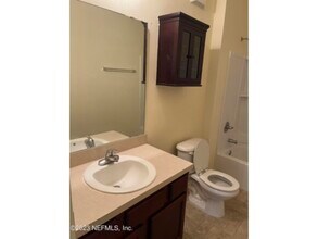 3711 Kirkpatrick Cir in Jacksonville, FL - Foto de edificio - Building Photo