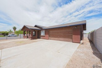 604 Yucca St in Somerton, AZ - Building Photo - Building Photo