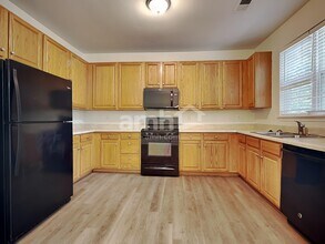 2436 Carmathen Rd in Charlotte, NC - Building Photo - Building Photo