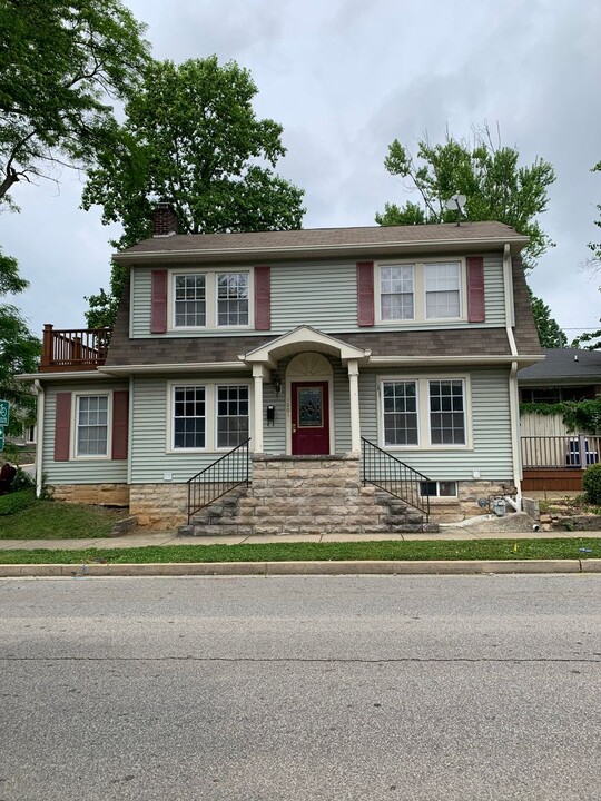 1001 E 1st St in Bloomington, IN - Building Photo