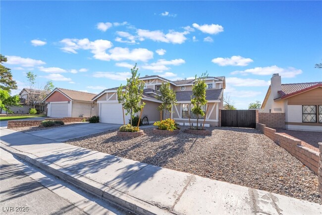 4338 Apex Dr in Las Vegas, NV - Building Photo - Building Photo