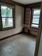 1116 Gratiot Ave, Unit Front unit in Saginaw, MI - Building Photo - Building Photo