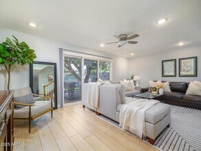 4001 E Campbell Ave in Phoenix, AZ - Building Photo - Building Photo