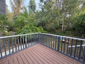 881 Terrace 49 in Los Angeles, CA - Building Photo - Building Photo