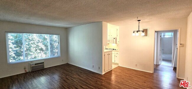 1833 Manning Ave in Los Angeles, CA - Building Photo - Building Photo