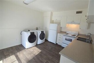 310 E Croslin St in Austin, TX - Building Photo - Building Photo