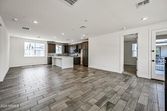 11300 N Casa Dega Dr in Surprise, AZ - Building Photo - Building Photo