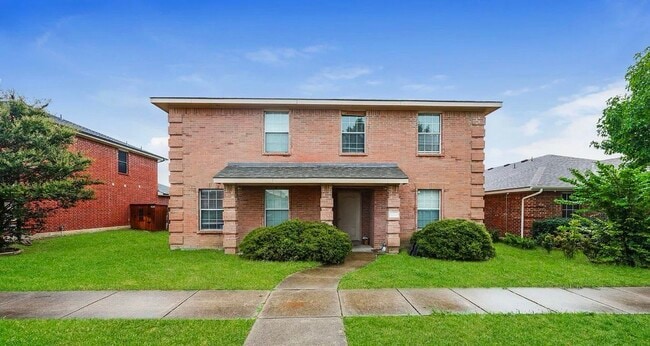 property at 850 Smokey Oak Dr