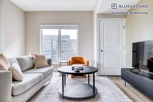 11351 Woodglen Dr in North Bethesda, MD - Building Photo