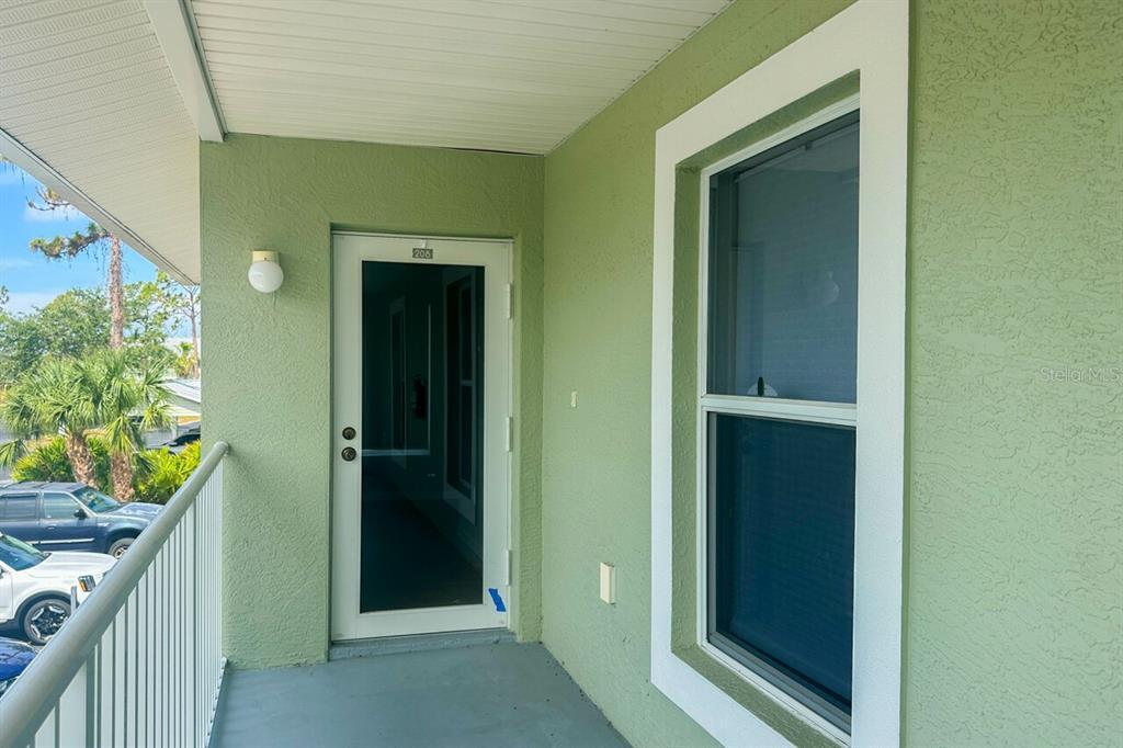 8100 Memory Ln in Rotonda West, FL - Building Photo