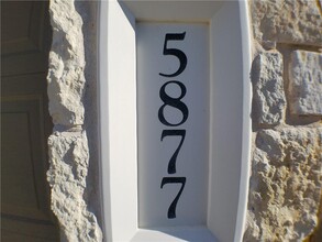 5877 Heron Dr in Buda, TX - Building Photo - Building Photo