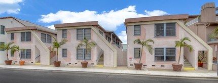 44-58 Argonne Ave in Long Beach, CA - Building Photo - Building Photo