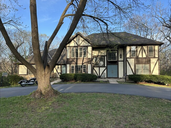 10950 Glen Arbor Rd in Kansas City, MO - Building Photo - Building Photo