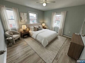 8 Laird Pl in Cliffside Park, NJ - Building Photo - Building Photo