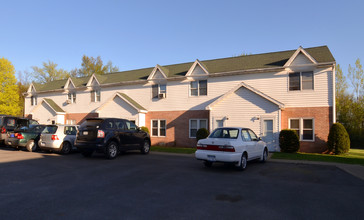 3121 US Route 9 in Valatie, NY - Building Photo - Building Photo