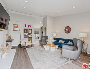 1515 S Orange Dr in Los Angeles, CA - Building Photo - Building Photo