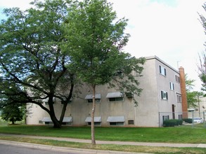 3126 E 58th St in Minneapolis, MN - Building Photo - Building Photo