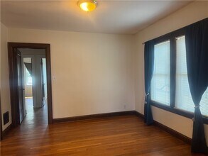 102 Tulane Rd in Buffalo, NY - Building Photo - Building Photo