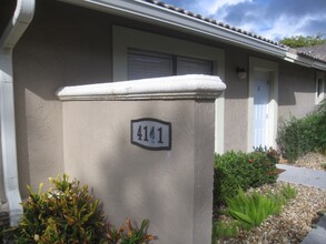 4141 NW 114th Ave in Coral Springs, FL - Building Photo - Building Photo