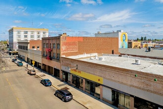 28 S American St in Stockton, CA - Foto de edificio - Building Photo