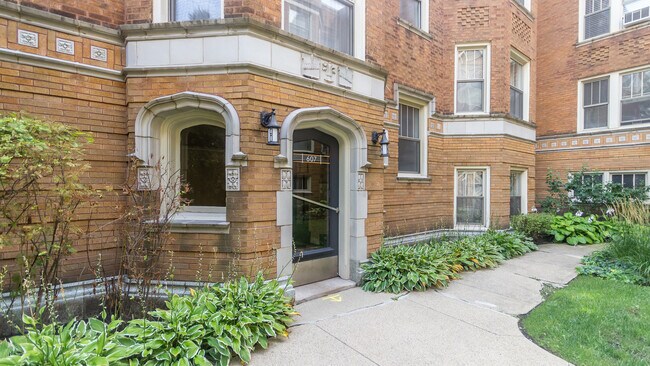 607 Washington Blvd in Oak Park, IL - Building Photo - Building Photo