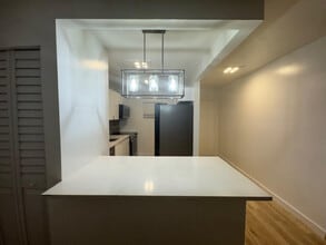 5525 SW 41st St in Pembroke Park, FL - Foto de edificio - Building Photo