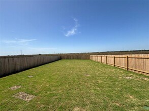 112 Imola St in Hutto, TX - Building Photo - Building Photo