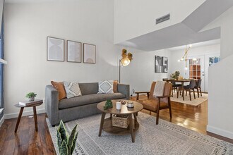 800 S 1st St in Austin, TX - Building Photo - Building Photo