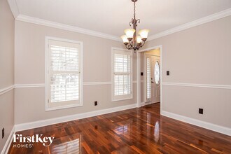 120 Hunters Pointe Dr, Unit 817-C-A in Dallas, NC - Building Photo - Building Photo