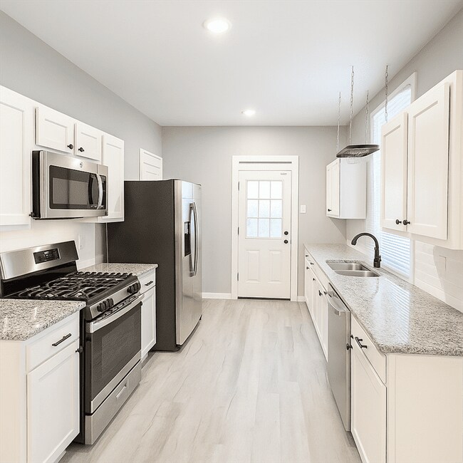 5138 Globe Ave in Cincinnati, OH - Building Photo - Building Photo