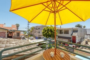 812 Liverpool Ct in San Diego, CA - Building Photo