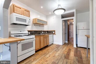 422 Folcroft St in Baltimore, MD - Building Photo - Building Photo