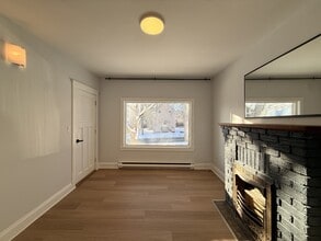 61 Curry St in Moncton, NB - Building Photo - Building Photo