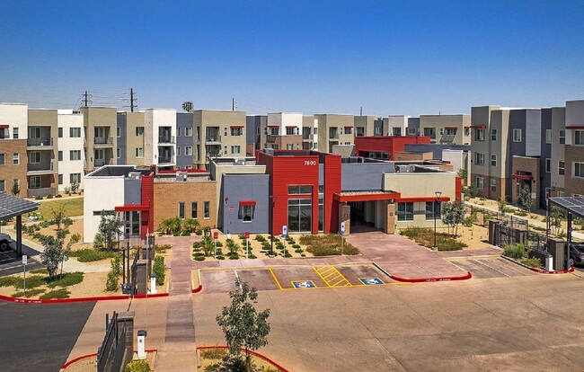 Aviara Flats in Phoenix, AZ - Building Photo - Building Photo