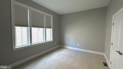 2988 Levee Dr in Odenton, MD - Building Photo - Building Photo